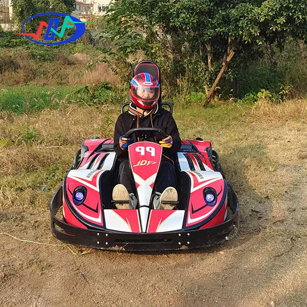 Czterooprzepustowy elektryczny gokart